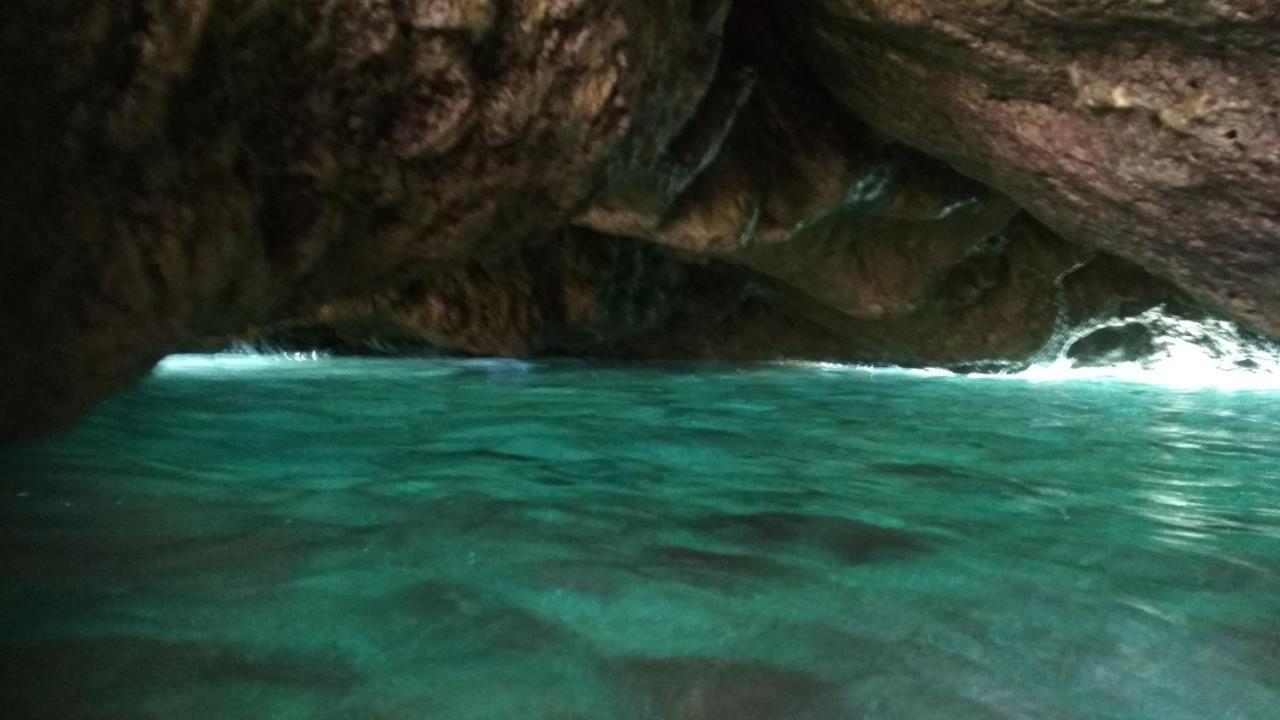 Aiolos Kalamaki  Extérieur photo