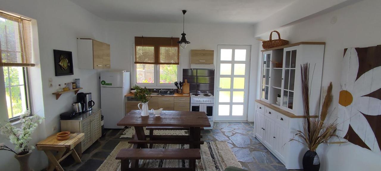 Aiolos Kalamaki  Extérieur photo